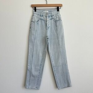 PacSun High Waisted Mom Jeans Light‎ Wash Western V-Yoke Seam Retro Boho 90s